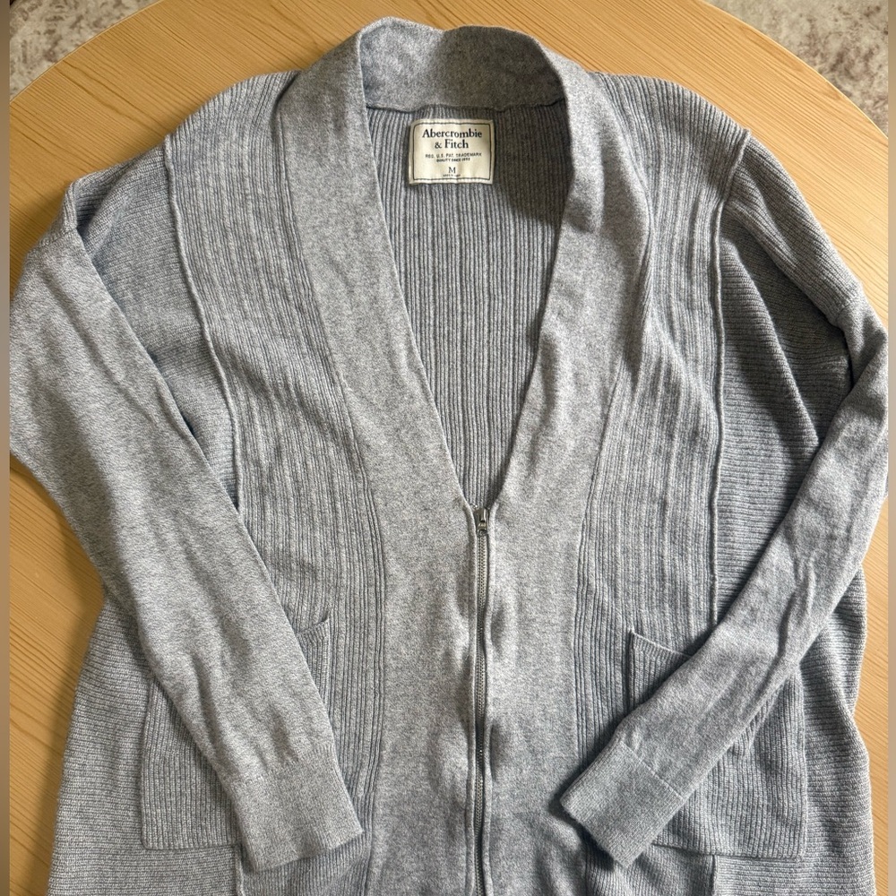 Abercrombie & Fitch Gray Women's Sweater - M